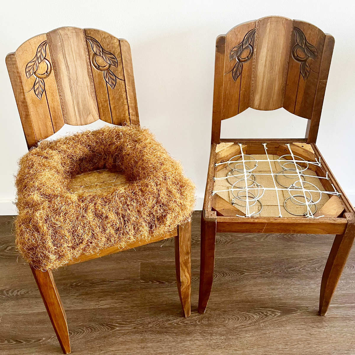 pendant chaises